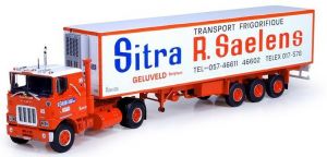 Camion 4x2 MACK F700 avec semi réfrigérante 3 essieux aux couleurs des transports SITRA
