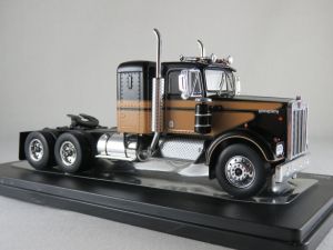Camion solo de 1976 couleur noir – KENWORTH W900 6x4