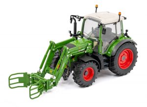 Tracteur avec chargeur et pince à balles FENDT 313 Vario