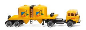 WIK053402 - Camion 4x2 KRUPP et semi transport alimentaire pour animaux 2 essieux