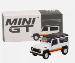 MGT00378-R - Voiture de couleur blanche - LAND ROVER Defender 90 wagon RHD