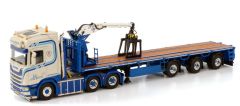 WSI01-3676 - Camion avec grue de chargement et plateau du transporteur L.A. VAN DEN HEUVEL - SCANIA S Highline CS20H 6x4