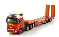 WSI01-3822 - Camion avec remorque porte engin 3 essieux MAAT TRANSPORT – VOLVO FH05 GLOBETROTTER 6x2