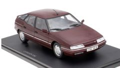 G111V037 - Voiture de couleur bordeaux – CITROEN XM