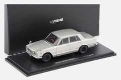 KYO05511S - Voiture de 1969 couleur argent - NISSAN skyline 2000GT-R 4 portes