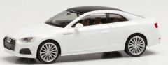 HER028660-002 - Voiture coupé de couleur blanche – AUDI A5