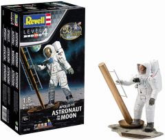 REV03702 - Maquette avec peinture à assembler - Astronaute d'Apollo 11 sur la lune
