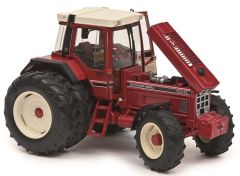 SCH7808 - Tracteur avec roues jumelées – International 1455XL