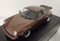 MNC125066128 - Voiture de 1977 couleur marron - Limitée à 100 pièces - PORSCHE 911 Turbo