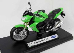 WEL12831 - Moto de 2007 couleur verte – KAWASAKI Z1000