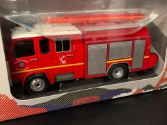 ODE136 - Camion de pompiers couleur rouge - BERLIET 770 KB6 FPT CAMIVA SDIS "23 – CREUSE"