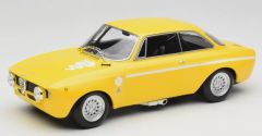 MNC155120024 - Voiture de 1971 couleur jaune - ALFA ROMEO GTA 1300 Junior