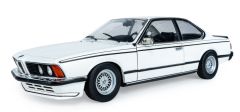 SOL1810304 - Voiture de 1984 couleur blanche - BMW 635 CSI