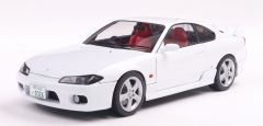 SOL1812201 - Voiture de 1999 couleur blanche - NISSAN Silvia S15 Spec-R Aero Aspen