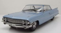 KKS181251 - Voiture coupé de 1961 couleur bleu métallisé - CADILLAC Séries 62