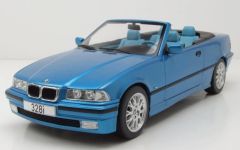 MOD18319 - Voiture cabriolet de 1996 couleur bleue - BMW série 3 E36