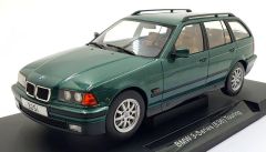 MOD18366 - Voiture de 1995 couleur vert - BMW série 3 E36 Touring