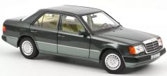 NOREV183952 - Voiture de 1990 couleur verte métallisé - MERCEDES 230 E
