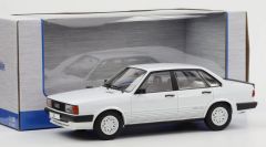 MOD18527 - Voiture de 1978 couleur blanche - AUDI 80 GTE