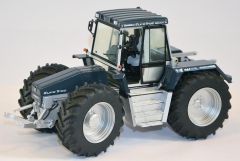 WEI2016 - Tracteur 1900 LS SCHLUTER gris anthracite 4 roues égales avec relevage avant limité à 1000 unités