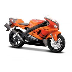 Moto de couleur orange et rouge – YAMAHA YZF-R7