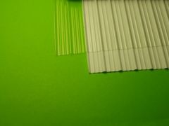 MCD-056-B - Tôle Nervurée fine "Translucide" 27x42 cm