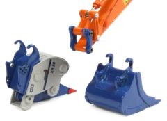 GF24SET - Coffret d'accessoires - Ripper XCENTRIC XR20, Godet 30DK130 et attache rapide SM80