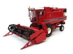 REP087 - Moissonneuse batteuse IH Axial Flow 1460