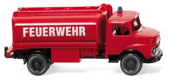 WIK086136 - Camion pompier rouge citerne