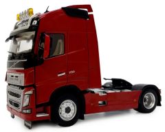 MAR1810-03 - Camion solo de couleur rouge - VOLVO FH16 4x2