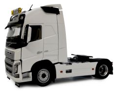 MAR1810-04 - Camion solo de couleur Blanc - VOLVO FH16 4x2