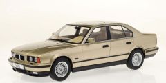 MOD18159 - Voiture berline de 1992 couleur beige – BMW 5er E34