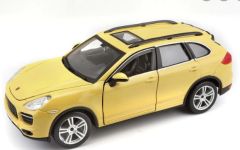 BUR21056GE - Voiture de couleur jaune – PORSCHE Cayenne turbo