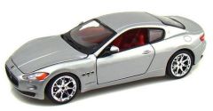BUR22107ZI - Voiture de 2008 couleur grise – MASERATI gran turismo