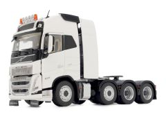 MAR2322-01 - Camion solo de couleur blanc - VOLVO FH5 8x4