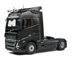 Camion solo noir de 2021 – VOLVO FH16 globetrotter XL