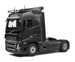 SOL2400102 - Camion solo noir de 2021 – VOLVO FH16 globetrotter XL