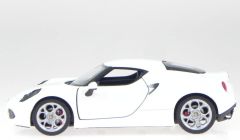 WEL24048WI - Voiture de 2013 Blanche – ALFA ROMEO 4c