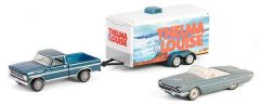 GREEN31180-B - Voiture sous blister de la série HITCH & TOW - THELMA & LOUSIE - FORD F-250 1967 avec remorque et FORD Thunderbird cabriolet 1966