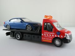 BUR31408 - BMW 335i coupé avec camion de dépannage