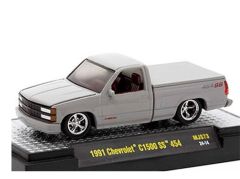 M2M-31500-MJS73 - Voiture sous blister de la série THE HEARTBEAT OF AMERICA - CHEVROLET C1500 SS 454 1991 gris