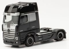 HER315852-002 - Camion solo de couleur noir – MERCEDES Actros 18 4x2 édition 3