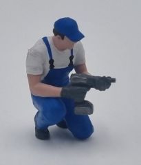 ATLAN32047_BLEU - Figurine avec cotte bleu - Mécanicien à genou avec clé à choc