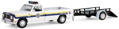 GREEN32315-A - Voiture sous blister de la série HOT PURSUIT - Police de Philadelphia - DODGE Ram D-250 de 1990 avec remorque