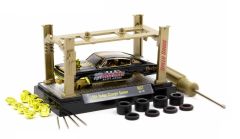 M2M-37000-67-C-DORE - Voiture sous blister de la série MODEL KIT - DODGE Charger Gasser de 1966 couleur Gold et noire