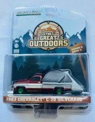 GREEN38050-CVERT - Voiture avec jantes vertes sous blister de la série THE GREAT OUTDOORS - CHEVROLET C-20 Silverado 1983