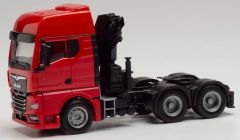 HER313117 - Camion solo de couleur rouge avec grue HIAB – MAN TGX GX 6x4