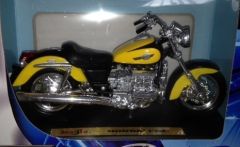 MST317GEZW - Moto de couleur jaune et noire – HONDA F6C