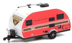 GREEN34110-E - Caravane sous blister de la série HITCHED Homes – Caravane 1 essieu WINNEBAGO rouge et blanche 2017