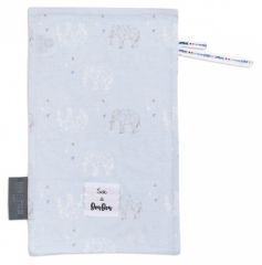 Sac à doudou couleur bleu motifs éléphants de la gamme MON DOUDOU PLUS FORT QUE TOUT